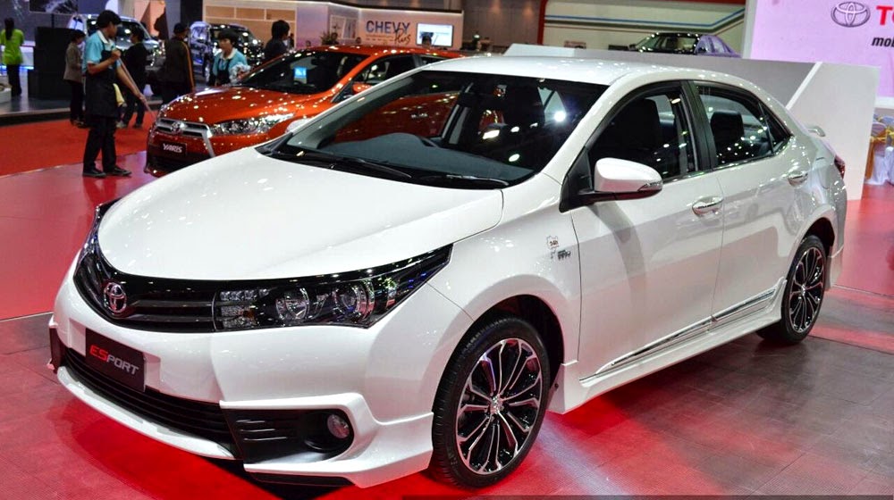 Toyota Corolla Altis 2015 Phiên Bản Thể Thao Mạnh Mẽ - Toyota Tân Tạo